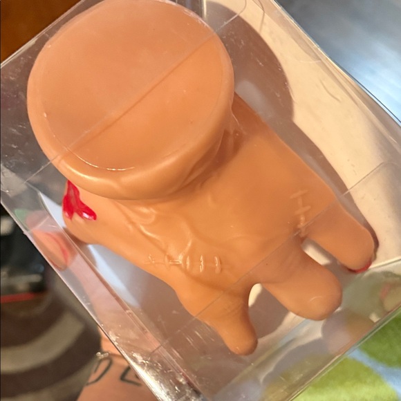 Crawling Monster Hand Prop - Picture 3 of 5